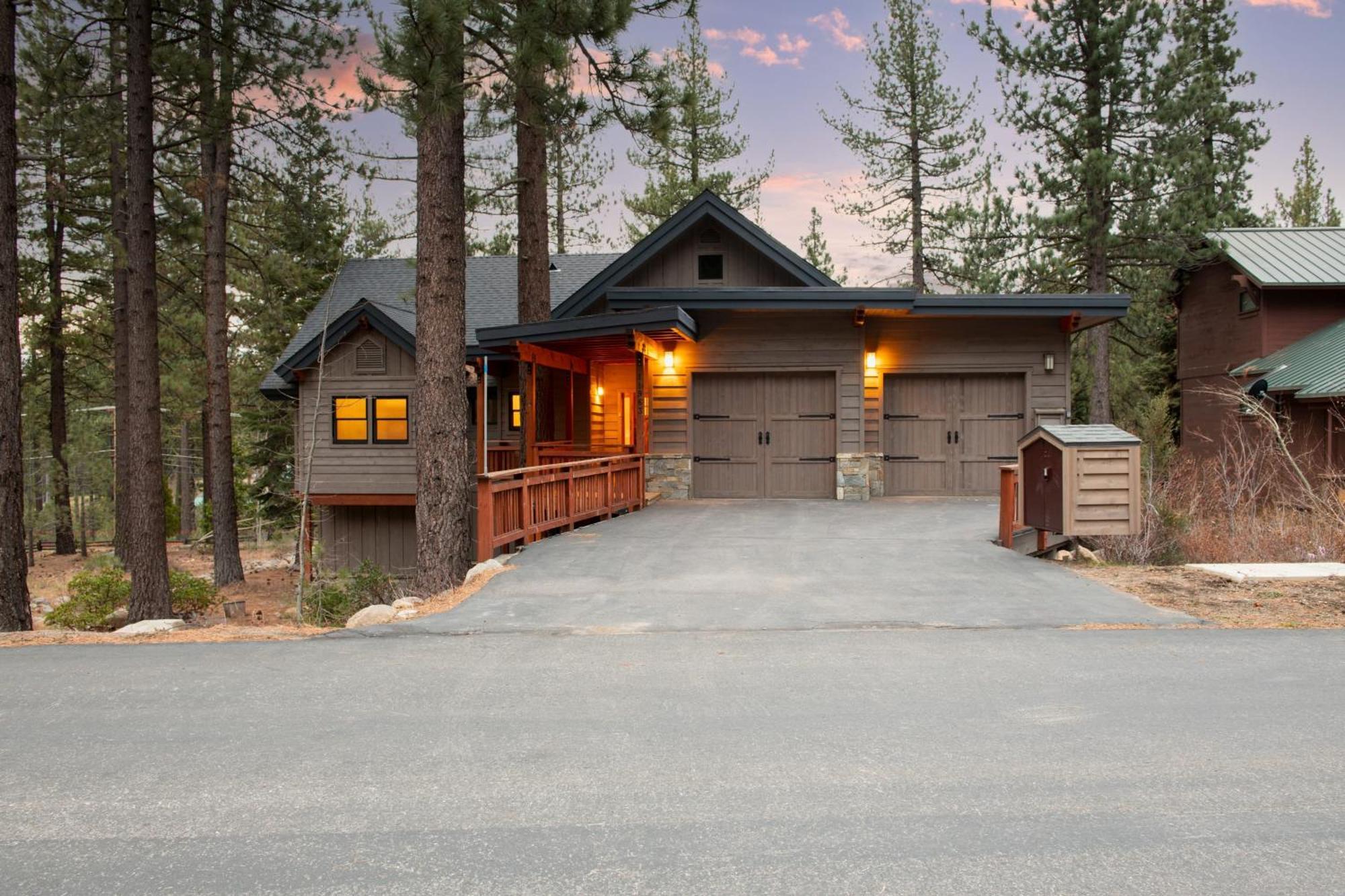 Coyote Moon By Avantstay Cabin Wsauna Mins From Dt Truckee Northstar Exteriér fotografie